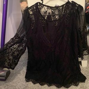 🎈B1G1🎈 Lace dressy top
